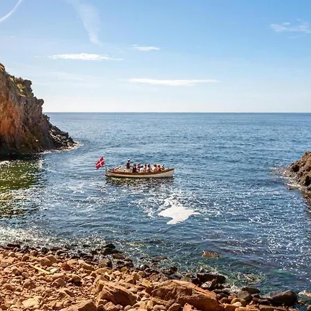 By The - Great Facilities And Consumption Included * Allinge-Sandvig