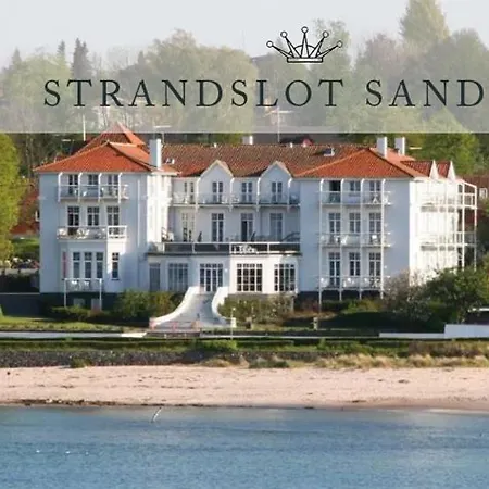 By The - Great Facilities And Consumption Included Allinge-Sandvig