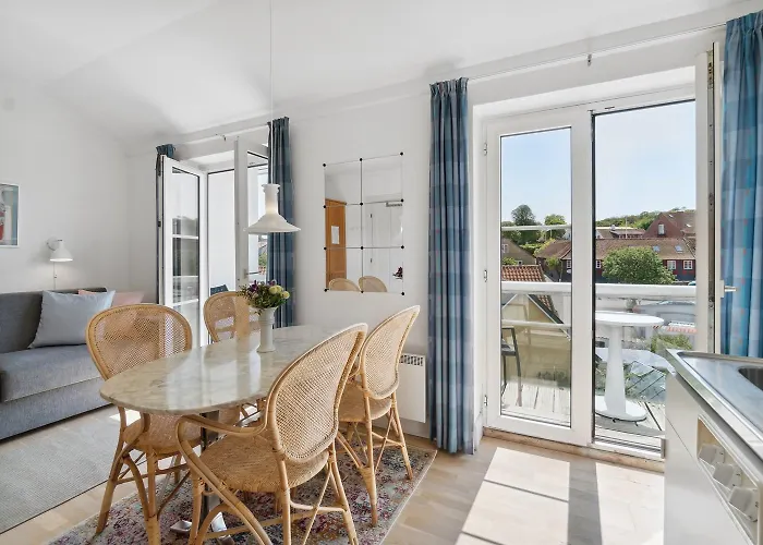 By The - Great Facilities And Consumption Included Apartment Allinge-Sandvig